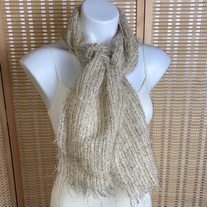 Made In England Filene’s Boston Mohair/WoolTextured Beige Scarf